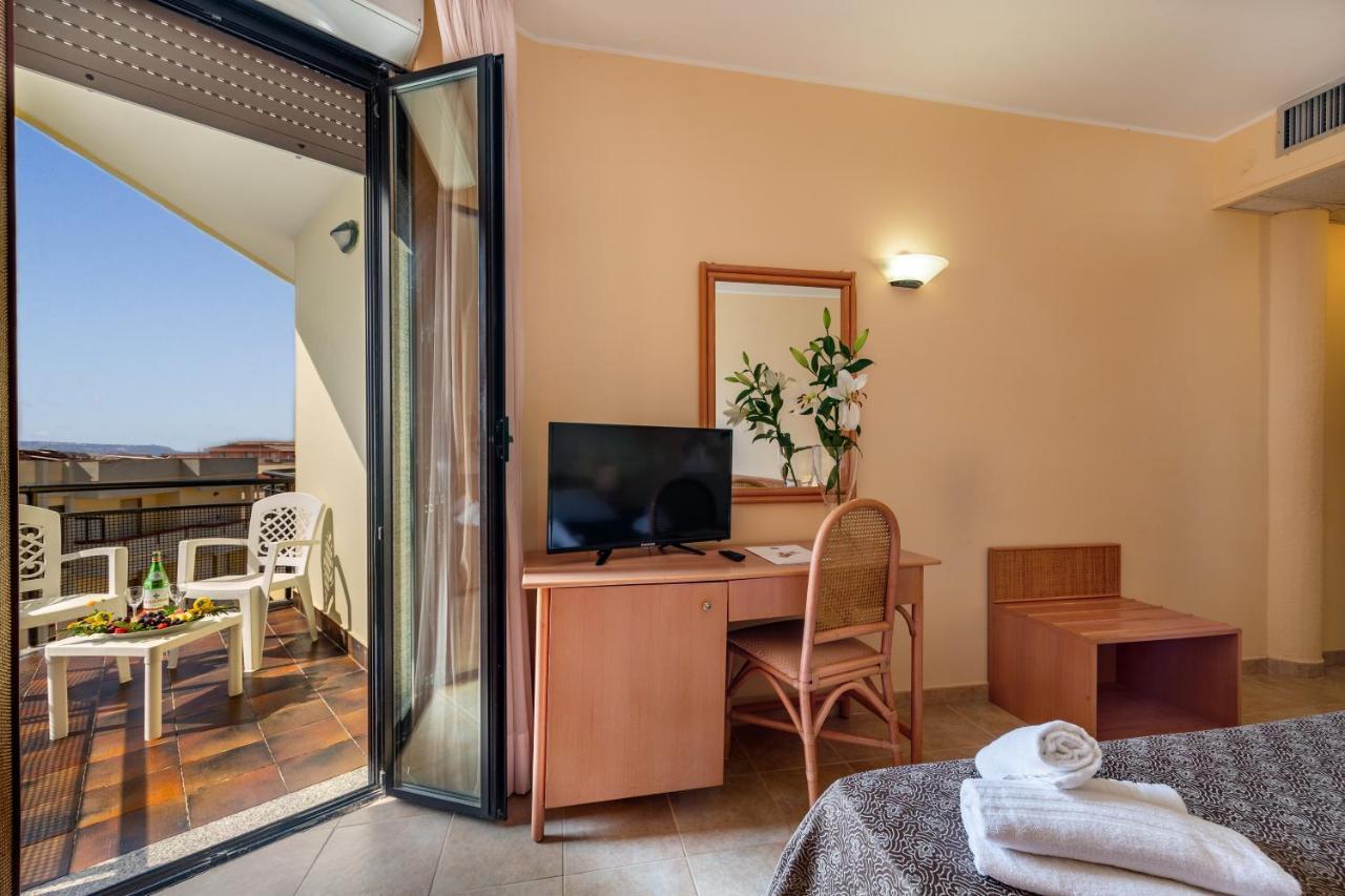 Rina Hotel Alghero Exterior foto