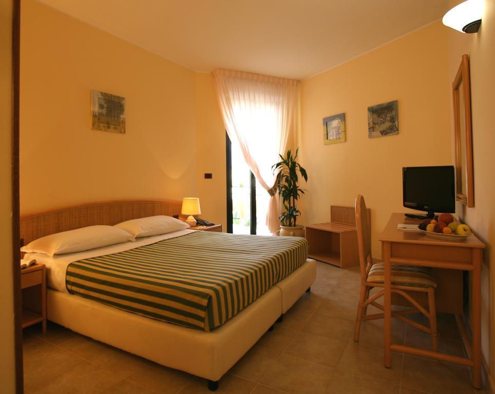 Rina Hotel Alghero Exterior foto