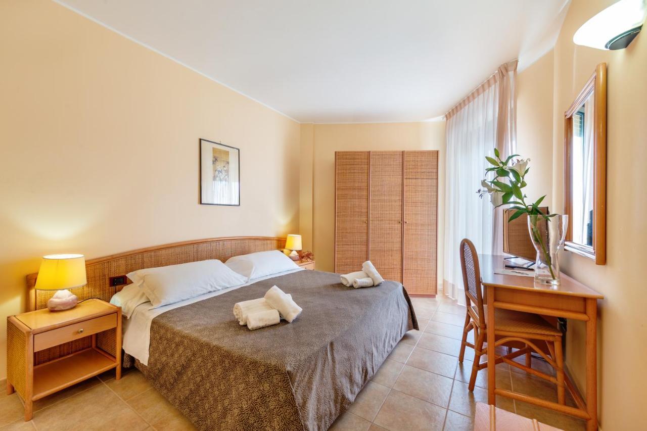 Rina Hotel Alghero Exterior foto